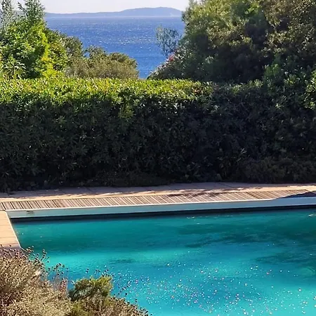 Villa Les Roches *